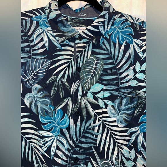 Tommy Bahama Mens XL 100% Silk Blue Green Lavish Leaves SS Button Up Ocean Deep - Picture 3 of 12